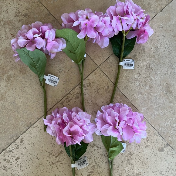 Luxury artificial flowers - Picture 6 of 9